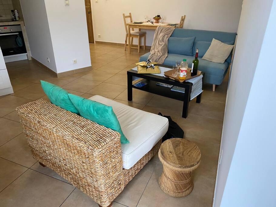 Akropole De Caroline, Central, Lumineux, Calme, Free Parking, Lift, 3 Beds Draguignan Exteriör bild